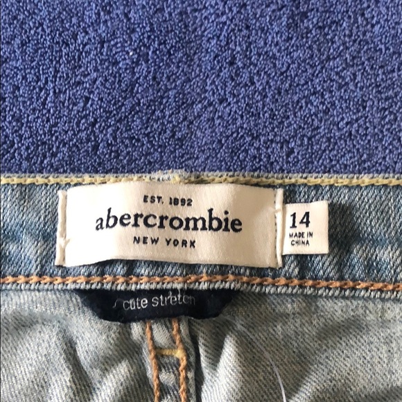 COPY - Abercrombie Flare Jeans NWT - Picture 3 of 5